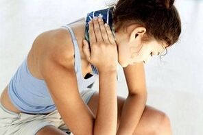 Simptomele și tratamentul osteochondrozei cervicale la domiciliu